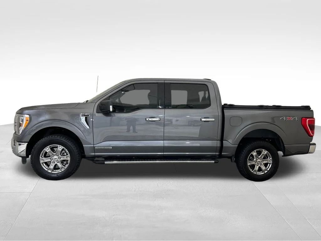 Used 2021 Gray Ford XLT image 2