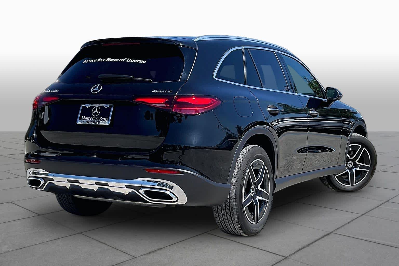 New 2026 Obsidian Black Metallic Mercedes-Benz GLC 300 image 13