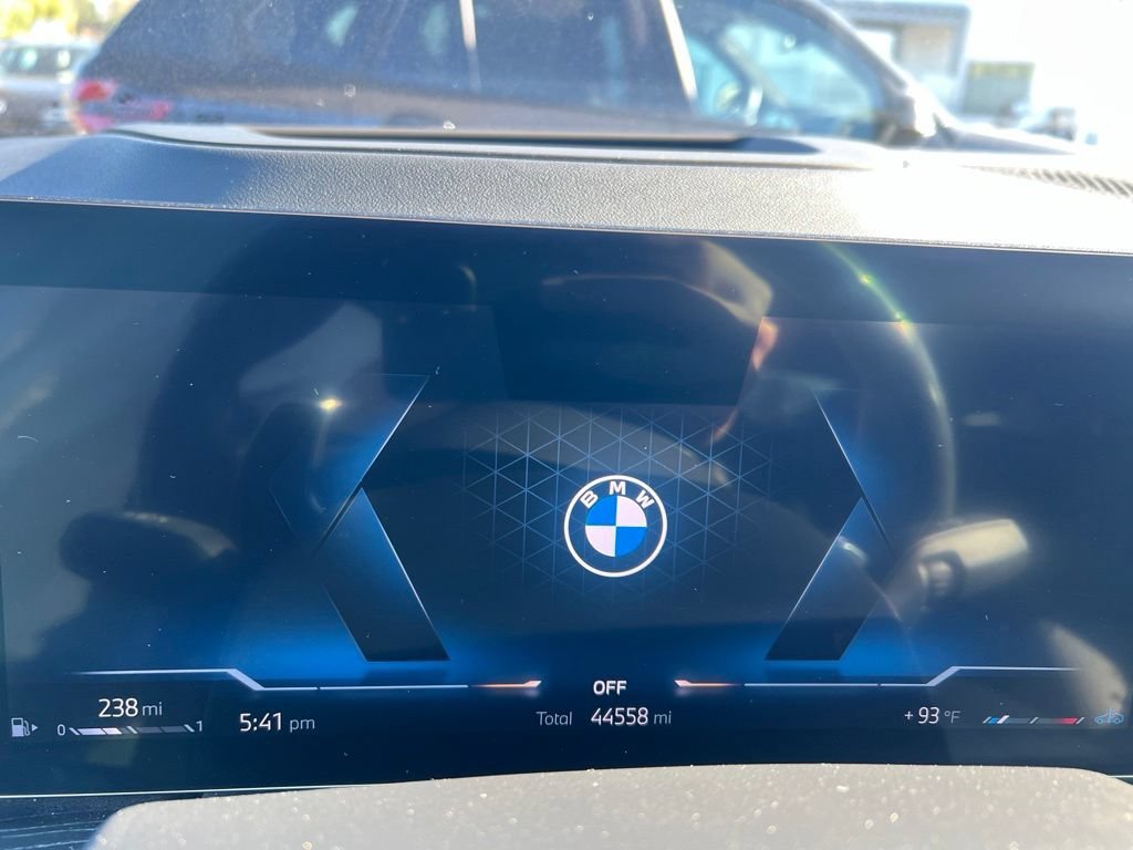 Used 2024 Black Sapphire Metallic BMW xDrive40i image 16