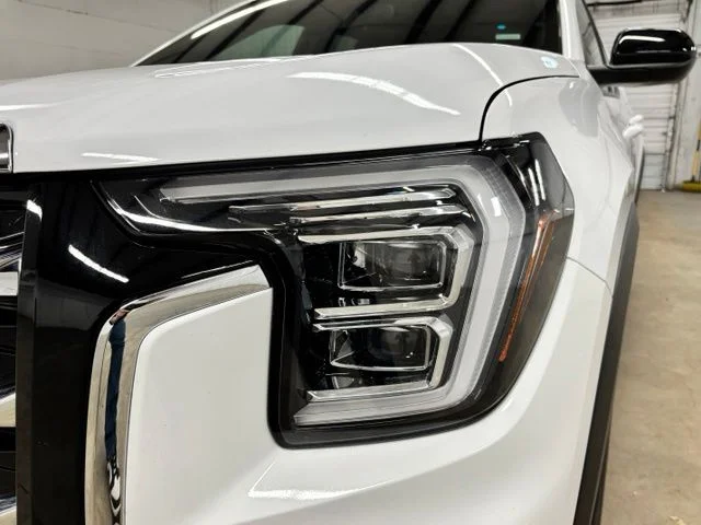 Used 2026 White GMC Elevation image 8