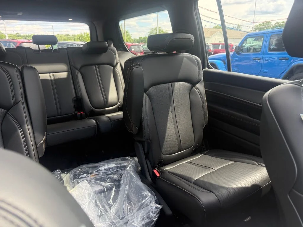 New 2026 High Gloss Black Exterior Paint Jeep 85th Anniversary Edition image 63