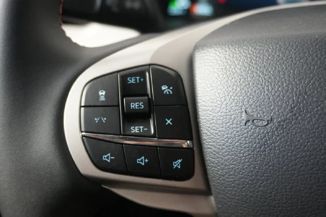 New 2027 Avalanche Gray Ford Active image 15