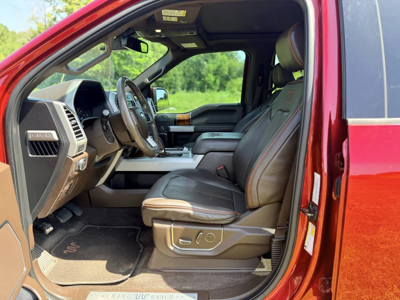Used 2016 Maroon Ford King Ranch 4x2 4dr SuperCrew 5.5 ft. SB image 13