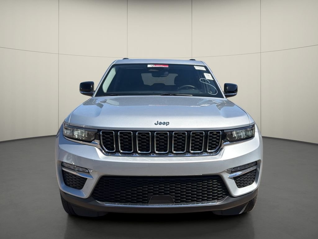 Used 2022 Silver Jeep 4xe image 2