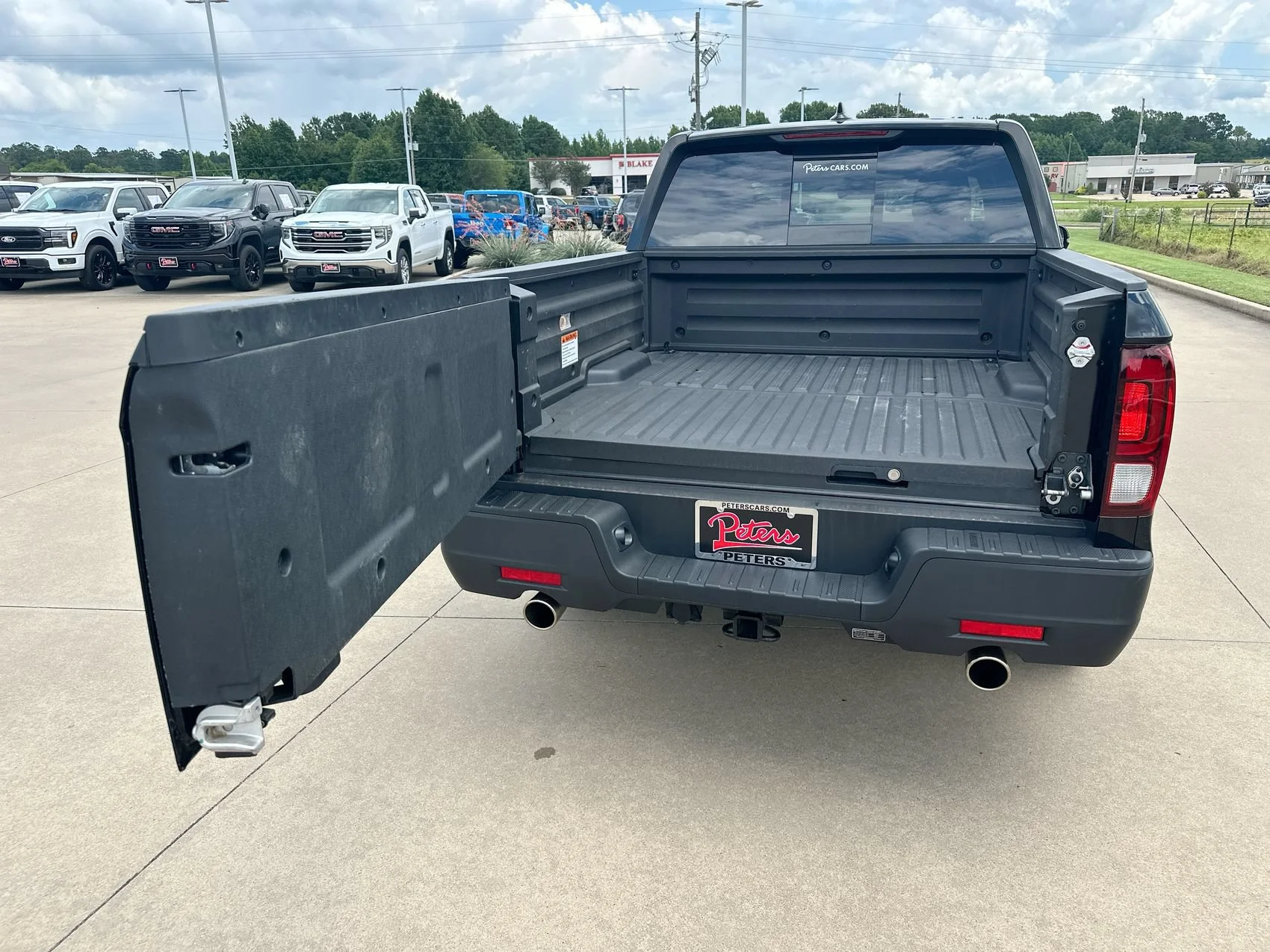 Used 2025 Black Honda RTL image 23