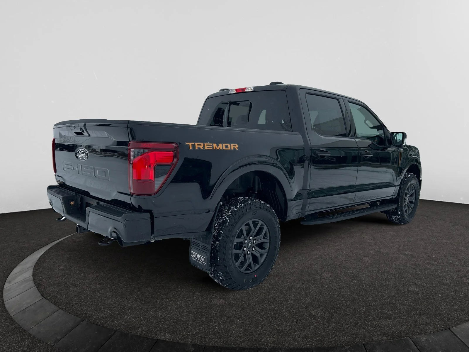New 2026 Agate Black Metallic Ford Tremor image 5