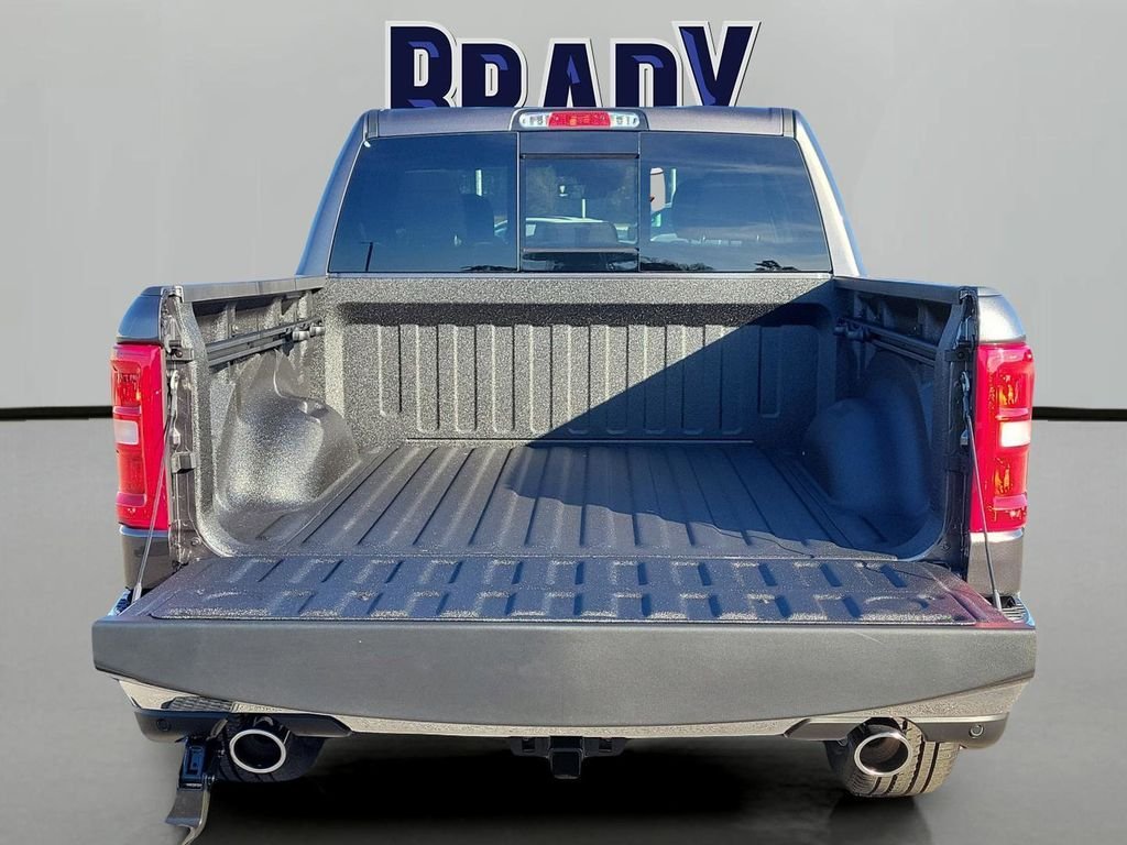 New 2026 Granite Crystal Metallic Clear-Coat Exterior Paint RAM Big Horn/Lone Star image 28