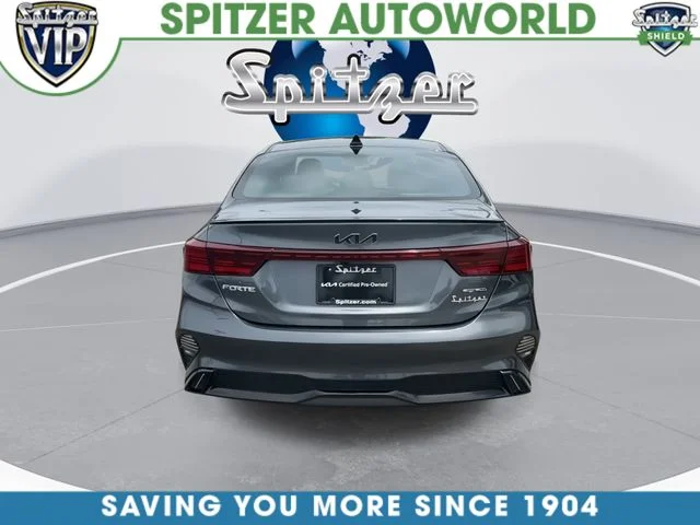 Used 2022 Gray Kia GT-Line image 8