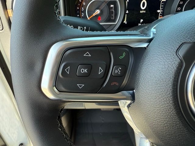 2025 Jeep Wrangler 4-Door Sahara - Photo 21