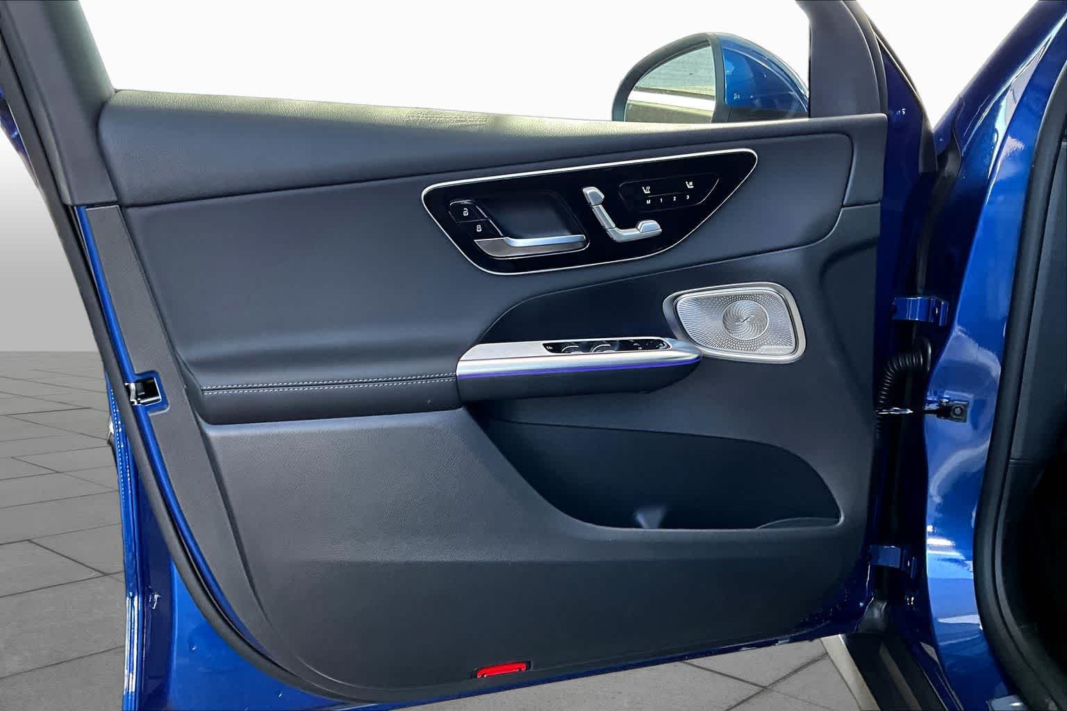 New 2026 Starling Blue Metallic Mercedes-Benz GLC 300 image 15