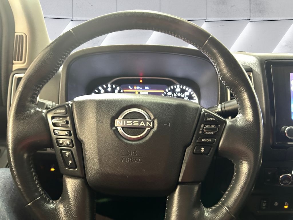 Used 2023 Gray Nissan SV image 9