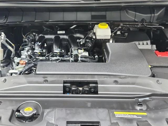 Used 2025 Black Nissan SL image 18