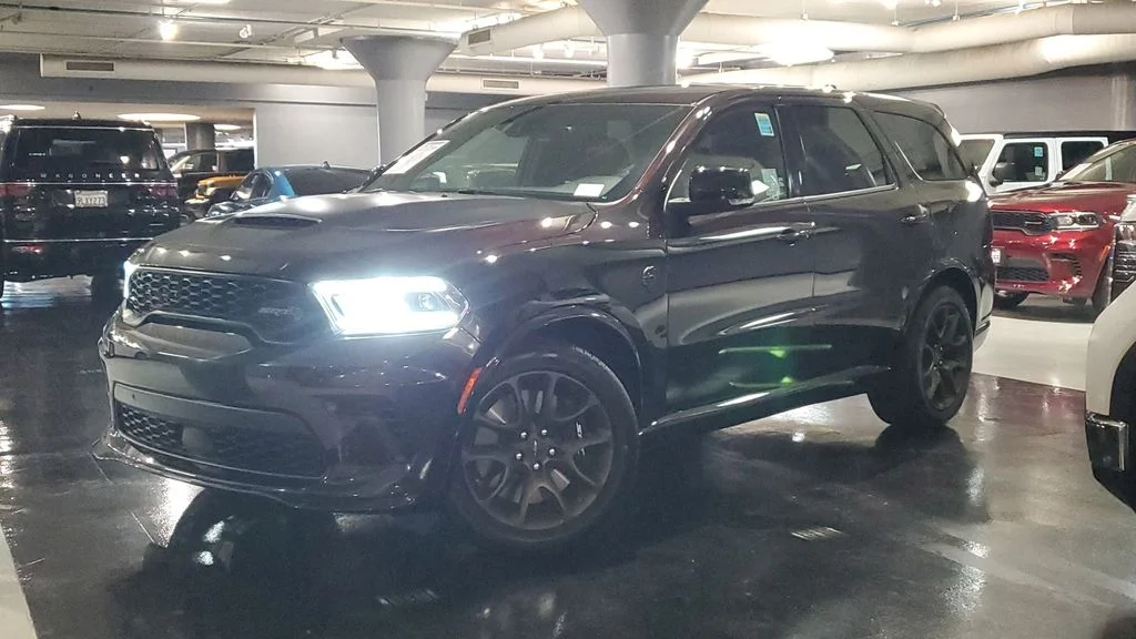 Used 2025 Red Dodge SRT Hellcat image 38