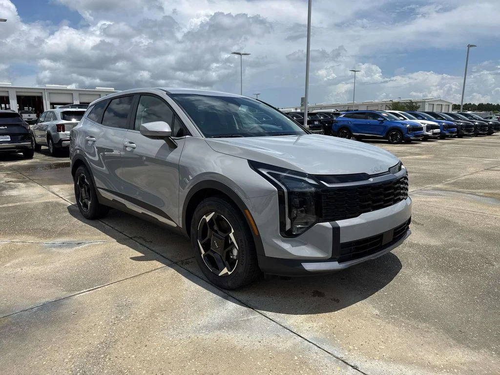 New 2026 Wolf Gray Kia EX image 28
