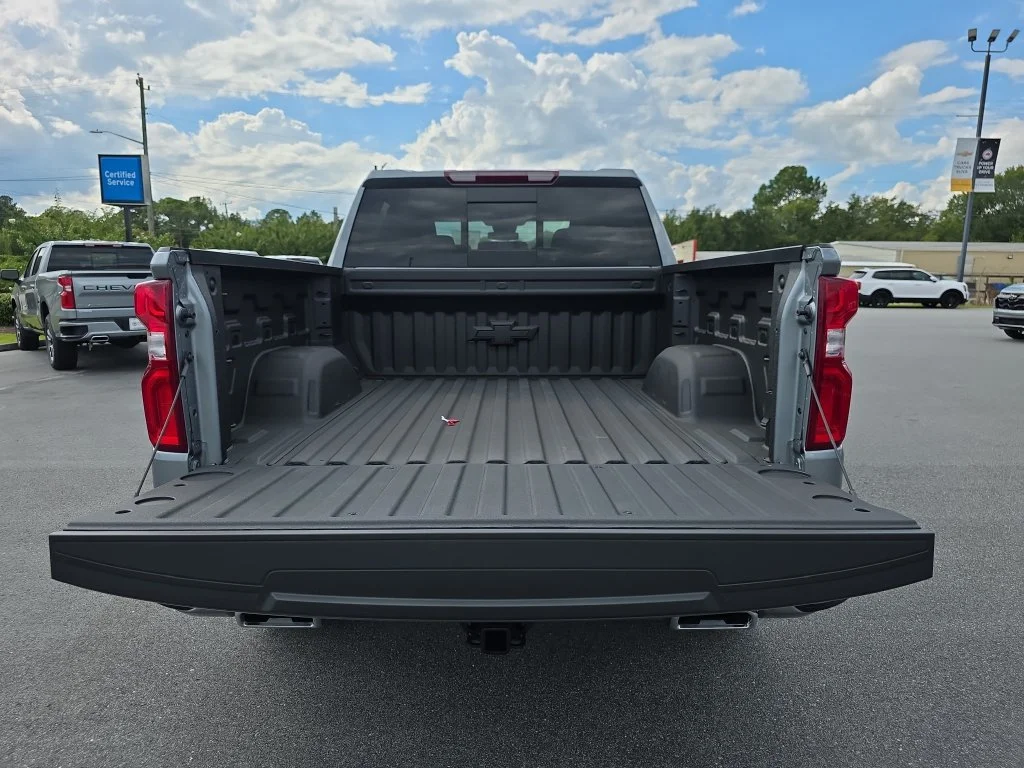 New 2026 Sterling Gray Metallic Chevrolet RST image 35