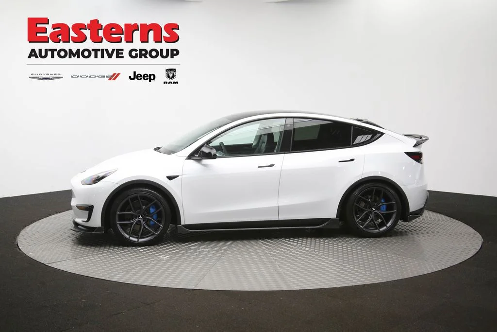 Used 2022  Tesla Performance image 55