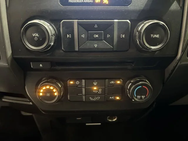 Used 2018 White Ford XLT image 15
