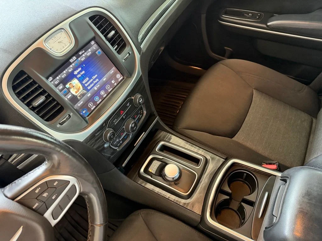 Used 2019 Gray Chrysler Touring image 46