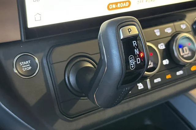 New 2026 Carpathian Grey Land Rover X-Dynamic SE image 20