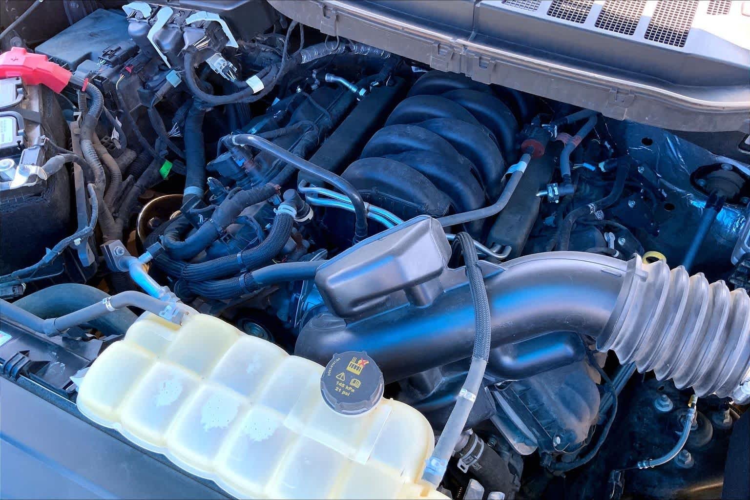 Used 2022 Carbonized Gray Ford XL image 33