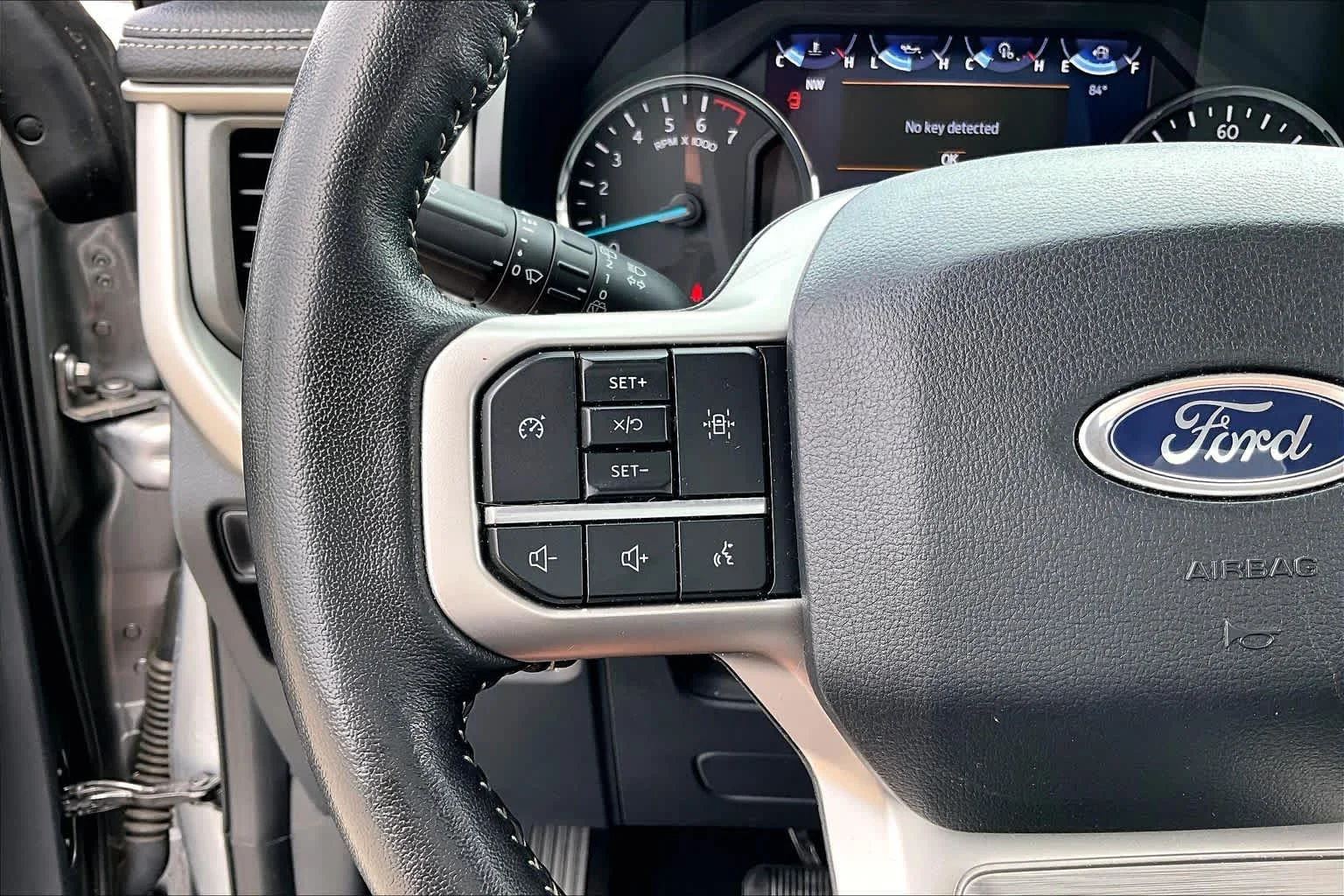 Used 2024 Iconic Silver Metallic Ford XLT image 22