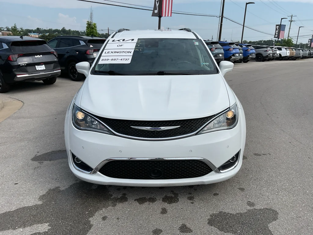 Used 2020 Bright White Clearcoat Chrysler Touring L Plus image 2