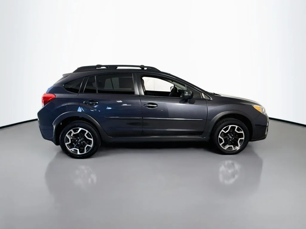 Used 2017 Dark Gray Metallic Subaru Limited image 12