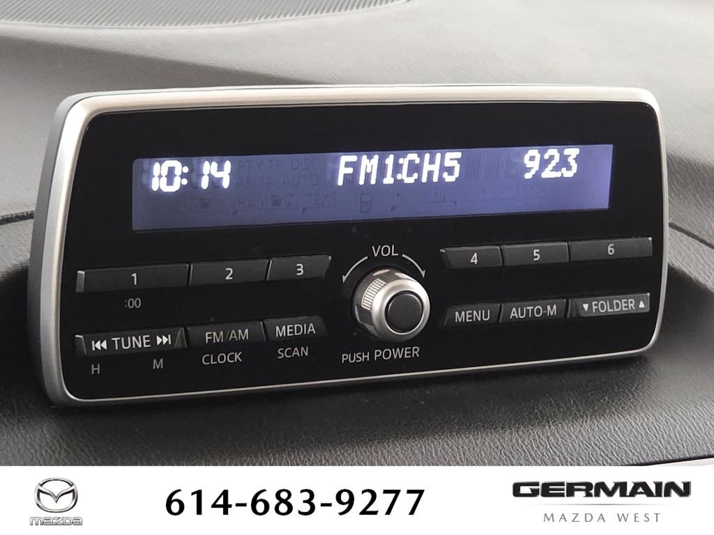 Used 2014 Silver Mazda i Sport image 25