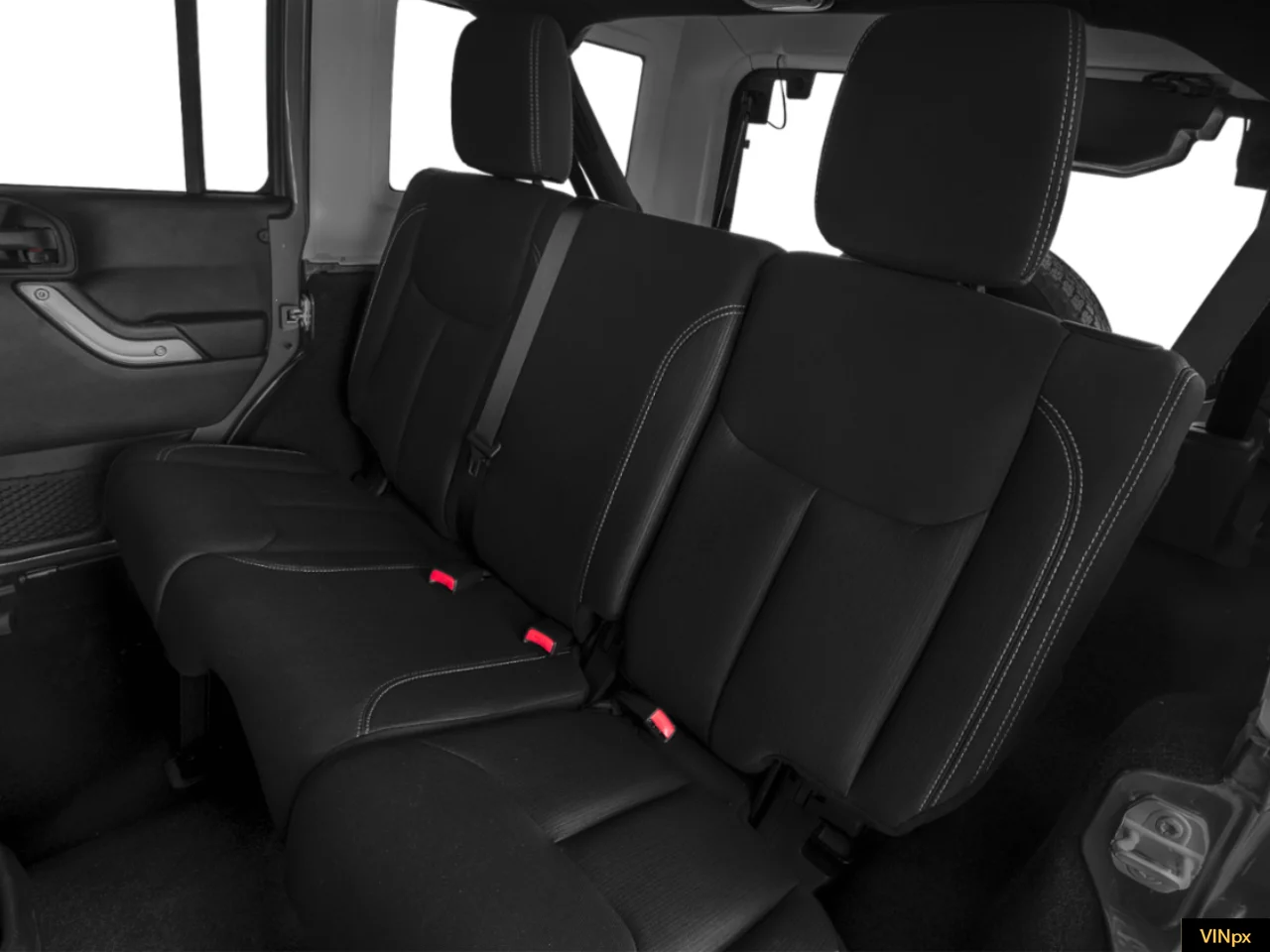 Used 2015 Anvil Clearcoat Jeep Sahara image 12