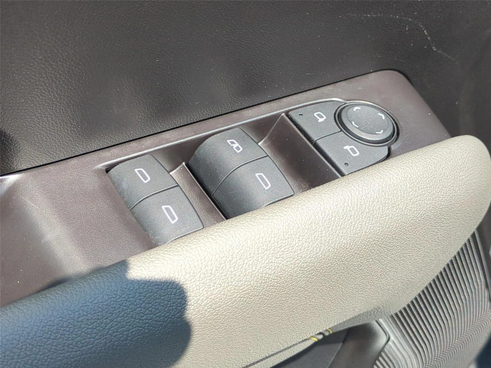 Used 2024 Summit White Chevrolet 4WD ZR2 image 16