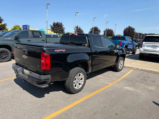 Used 2019 Black Chevrolet LT image 4
