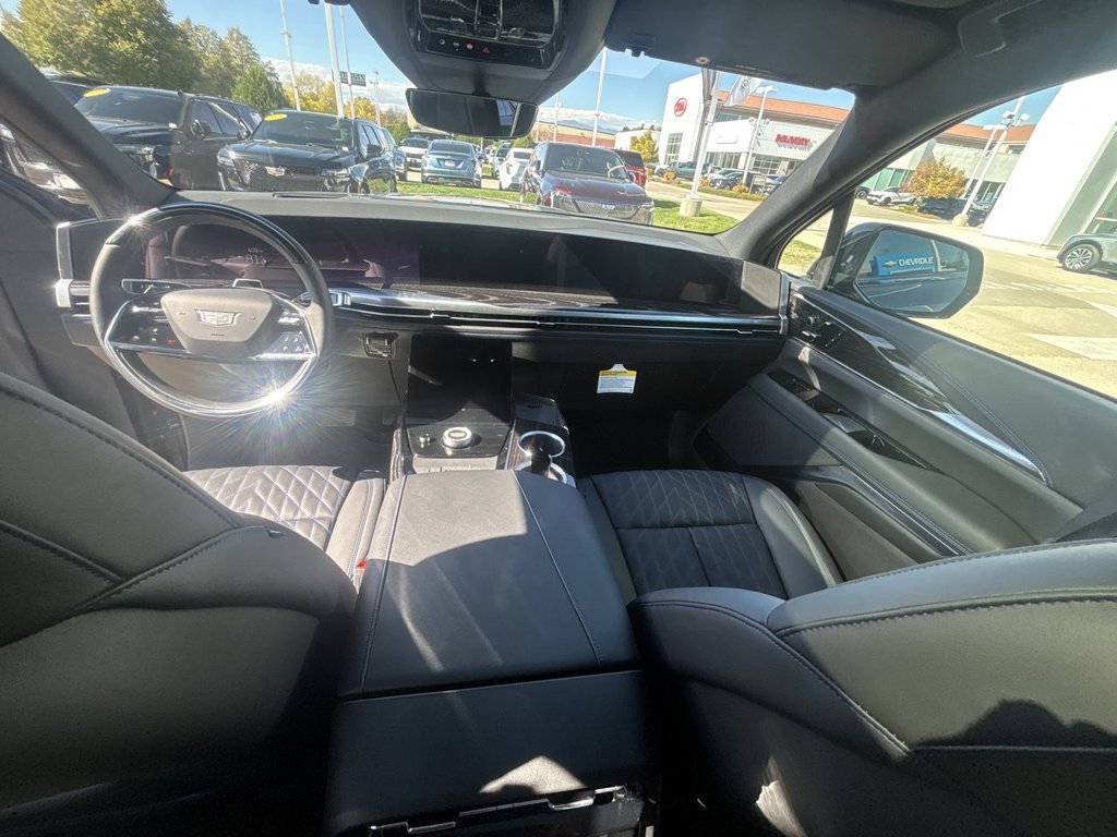 2026 Cadillac Escalade IQL Luxury - Photo 27
