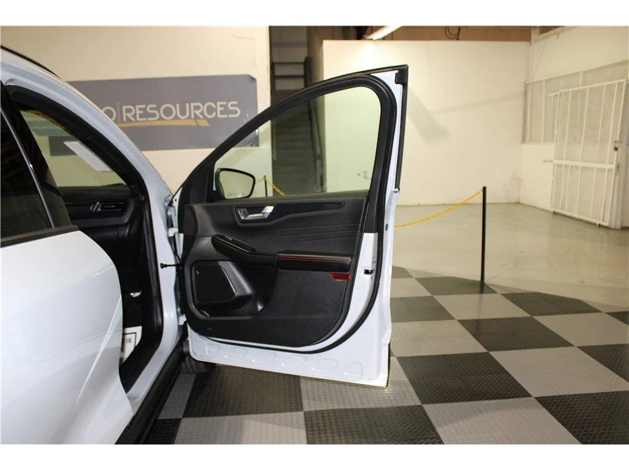 Used 2025 White Ford ST-Line Select image 26