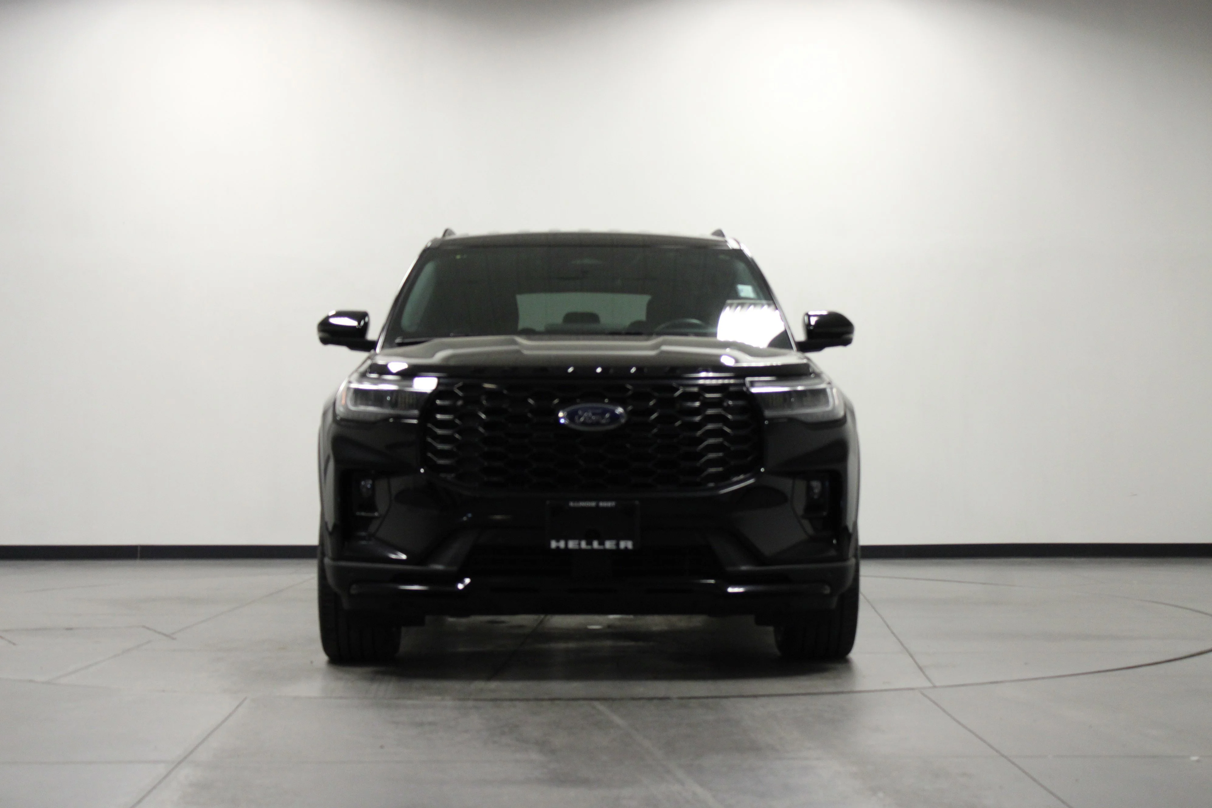 Used 2025 Black Metallic Ford ST-Line image 9