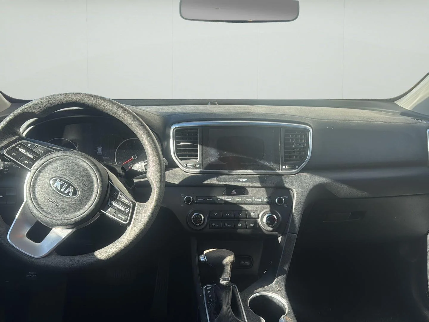 Used 2020 Clear White Kia LX image 9
