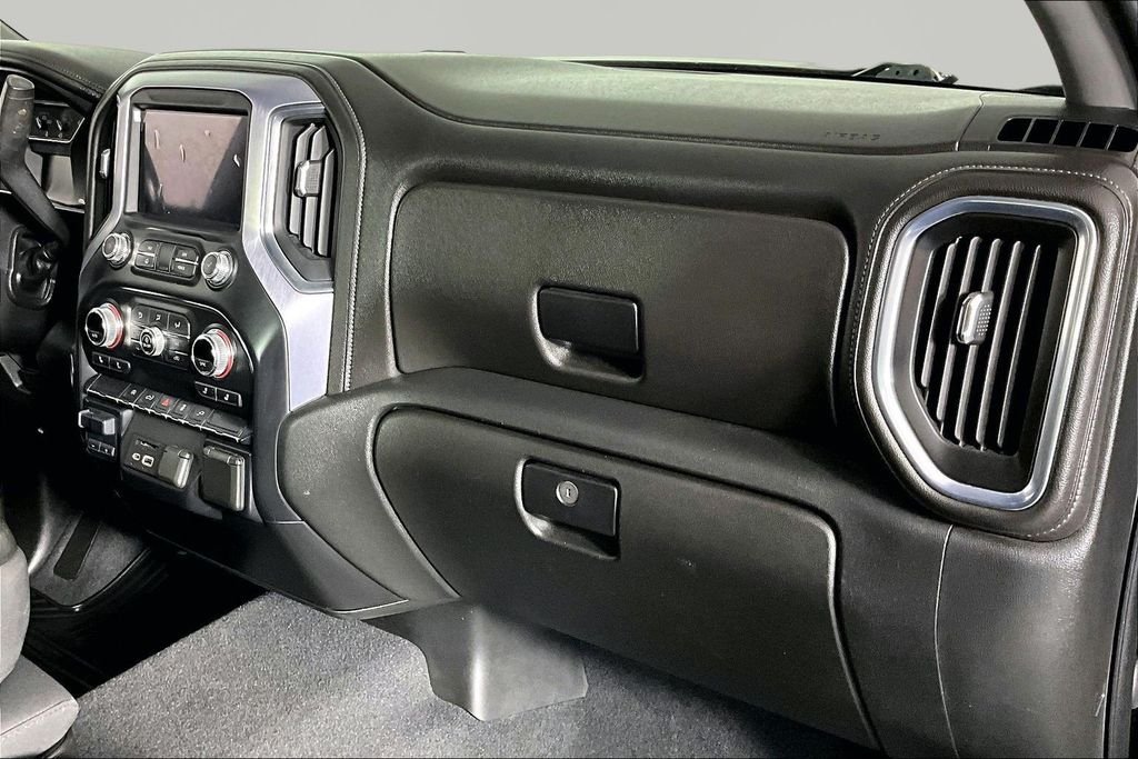 Used 2020 Black GMC SLE image 26