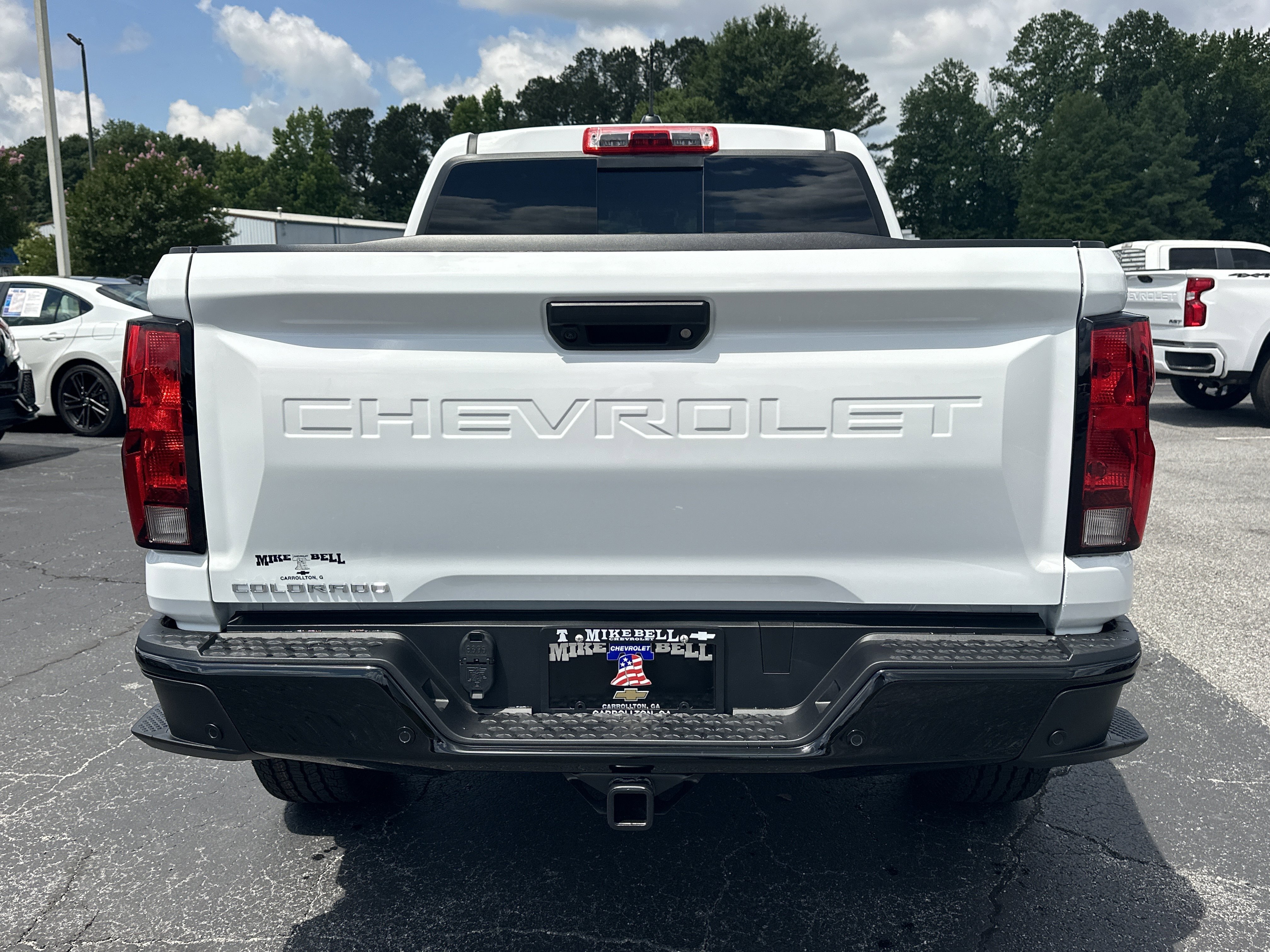 New 2026 Summit White Chevrolet Trail Boss image 7