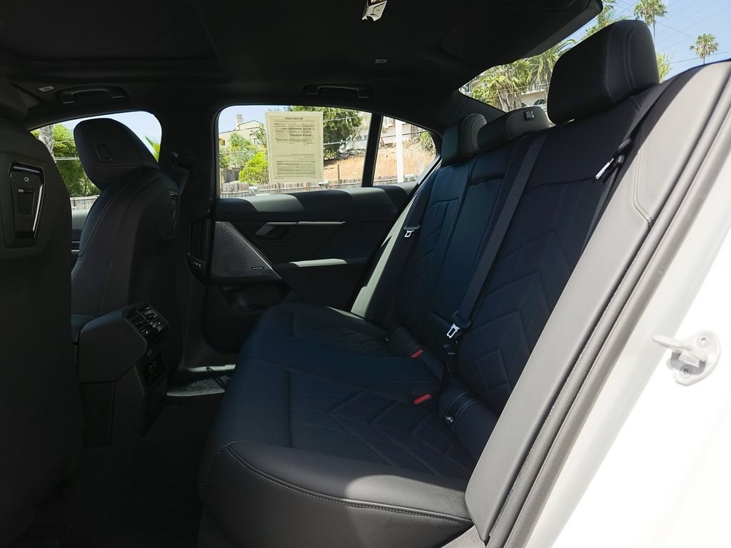 Used 2026 Alpine White BMW eDrive40 image 9