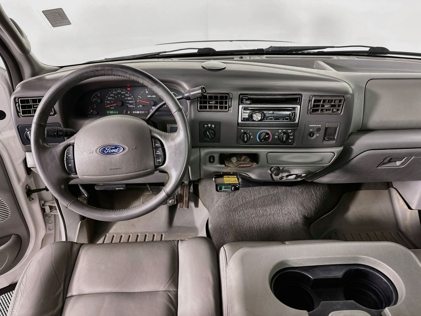 Used 2004 Oxford White Clearcoat Ford Lariat image 20