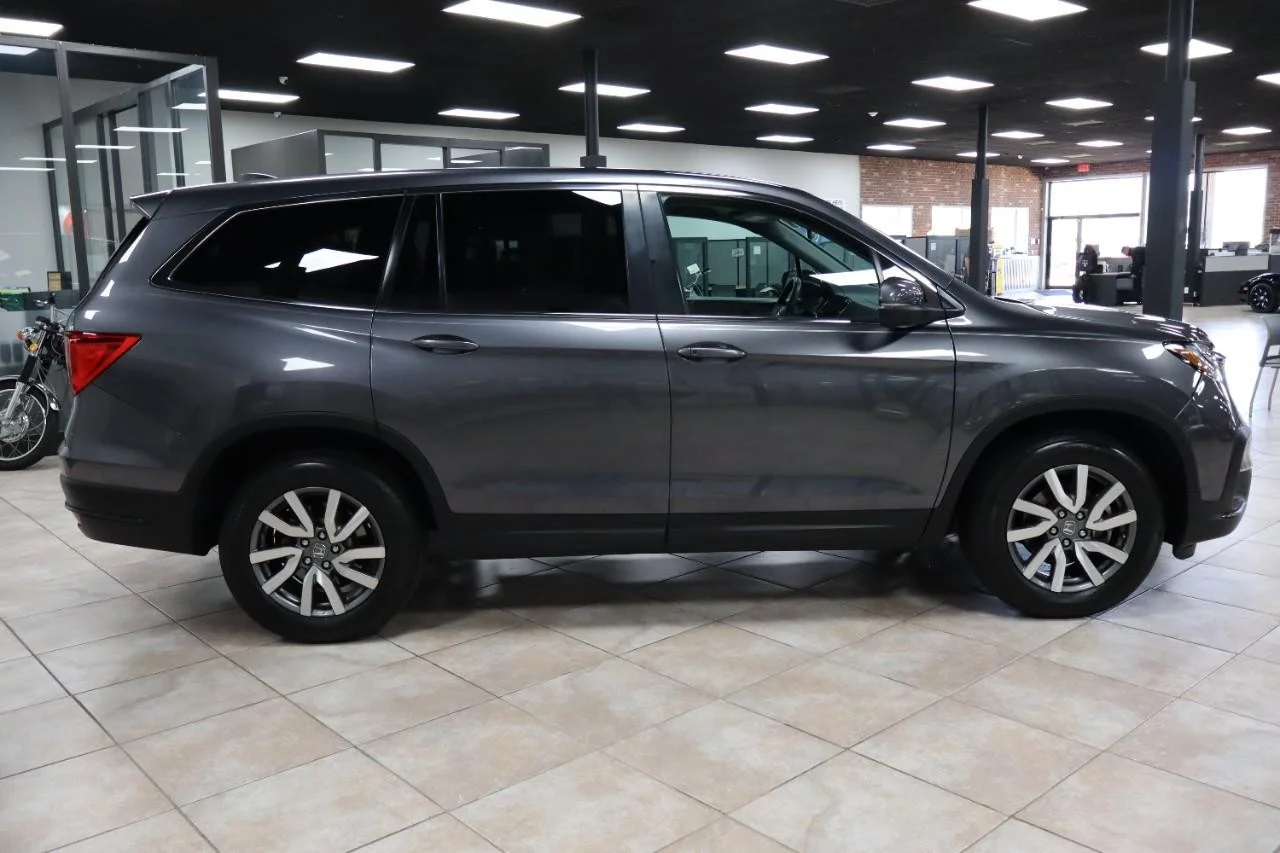 Used 2019 Modern Steel Metallic Honda EX image 6