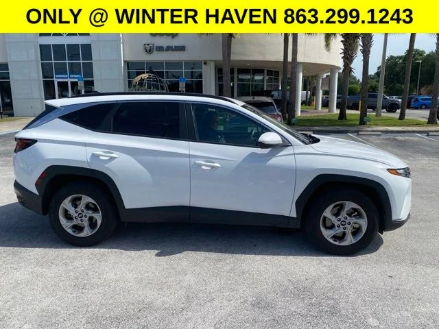 Used 2024 White Hyundai SEL image 2