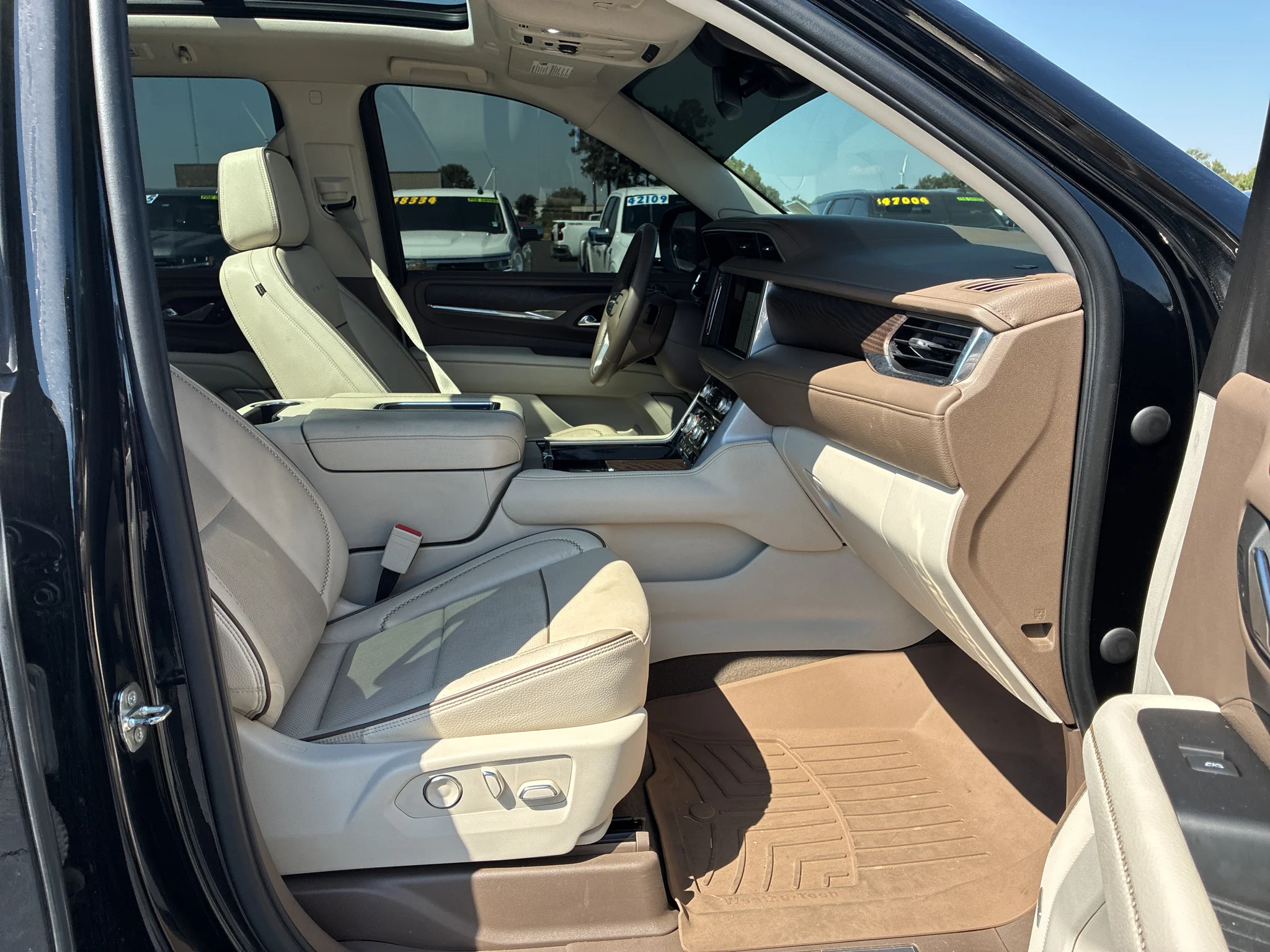 Certified Used 2023 Onyx Black GMC Denali image 14