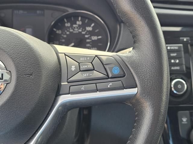 Used 2019  Nissan SL image 25