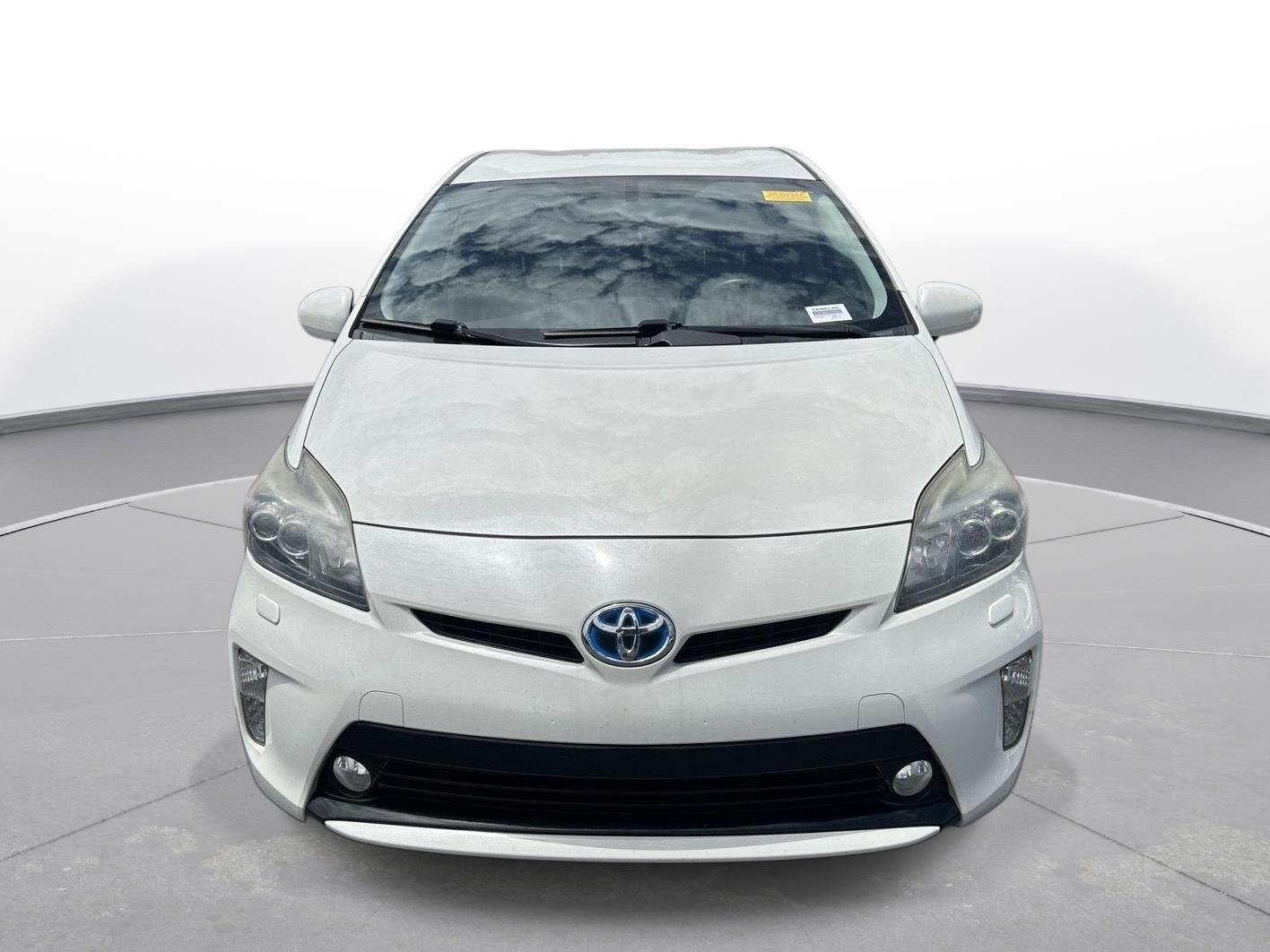 Used 2013 Blizzard Pearl Toyota Five image 3