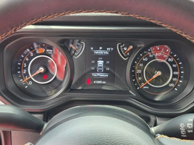 Used 2024 White Jeep Sport S image 24