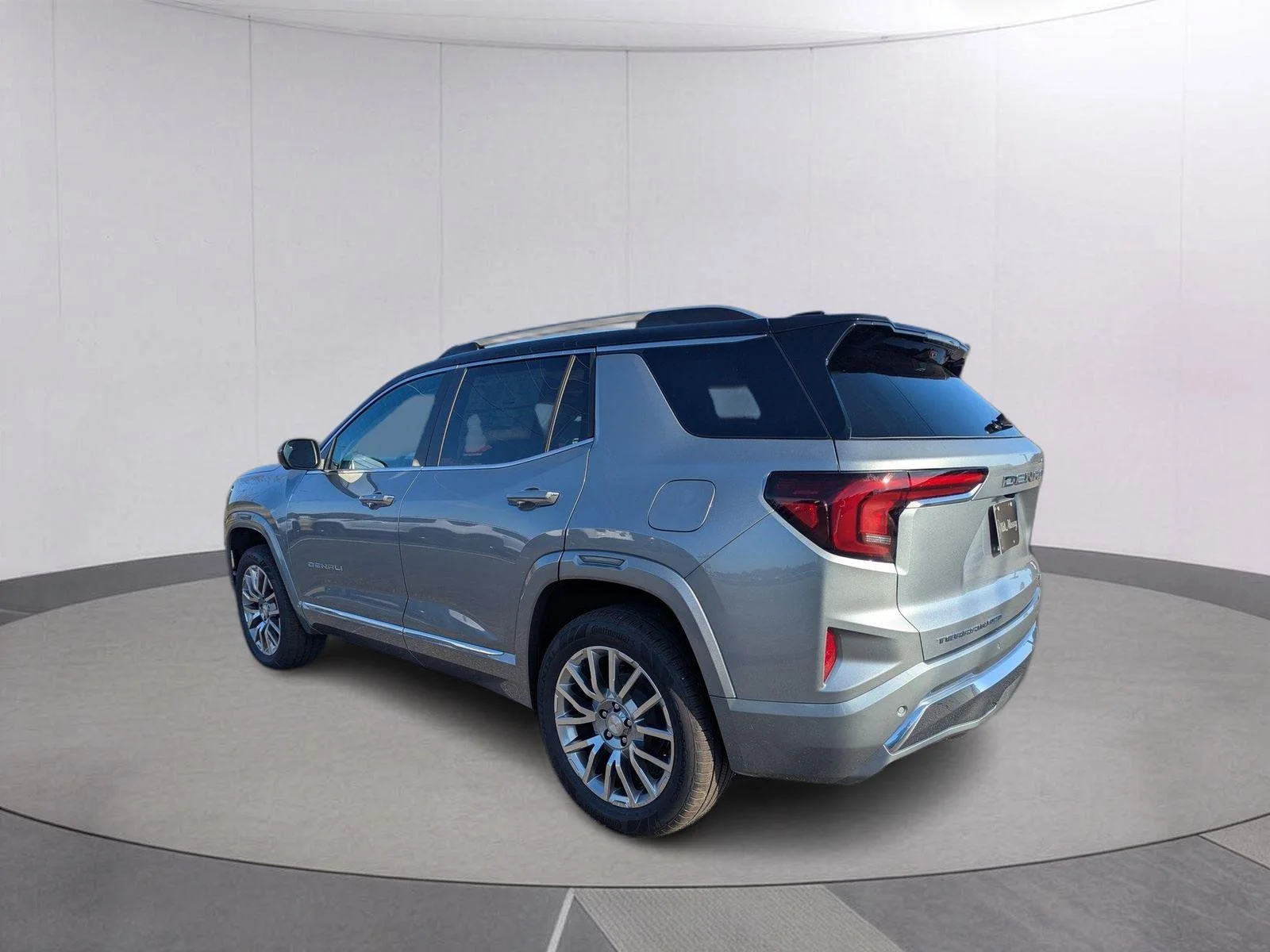 New 2026 Sterling Metallic GMC Denali image 5