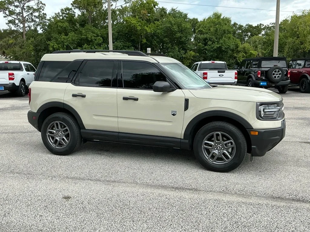 Used 2025 Beige Ford Big Bend image 22