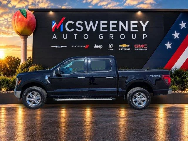 Used 2025 Black Ford XLT image 2