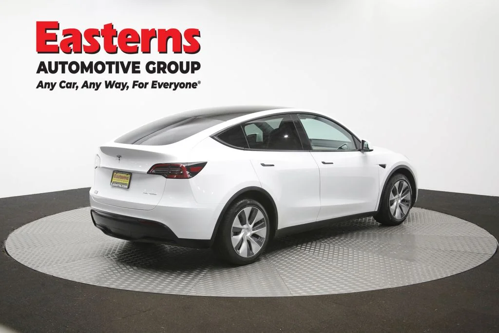 Used 2021 White Tesla Long Range image 35