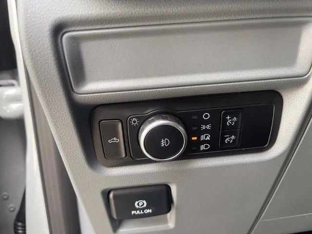 New 2026 Avalanche Ford XLT image 45